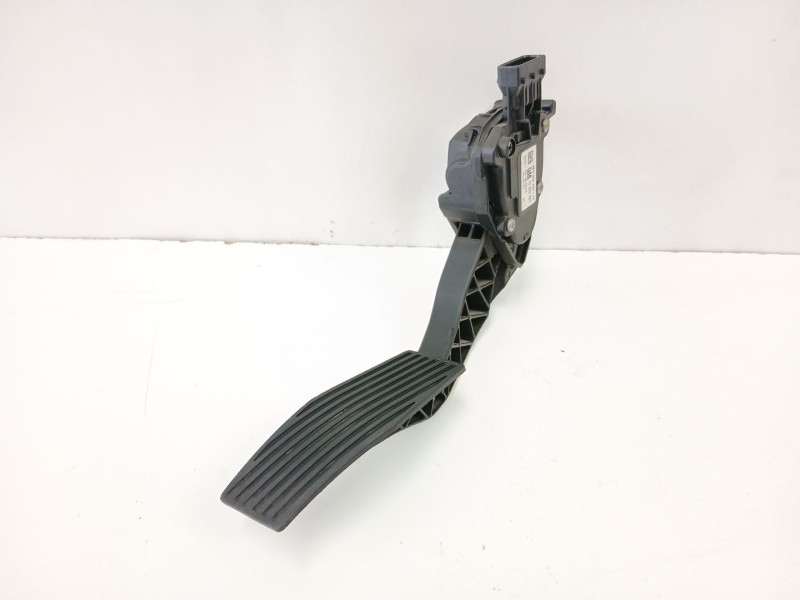 Recambio de potenciometro aceleracion para chevrolet orlando (j309) 2.0 d referencia OEM IAM 13253781 6PV00976511 