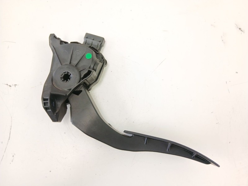 Recambio de potenciometro aceleracion para chevrolet orlando (j309) 2.0 d referencia OEM IAM 13253781 6PV00976511 