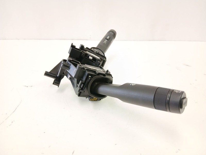 Recambio de mando luces y limpias para chevrolet orlando (j309) 2.0 d referencia OEM IAM 20941131  20941129