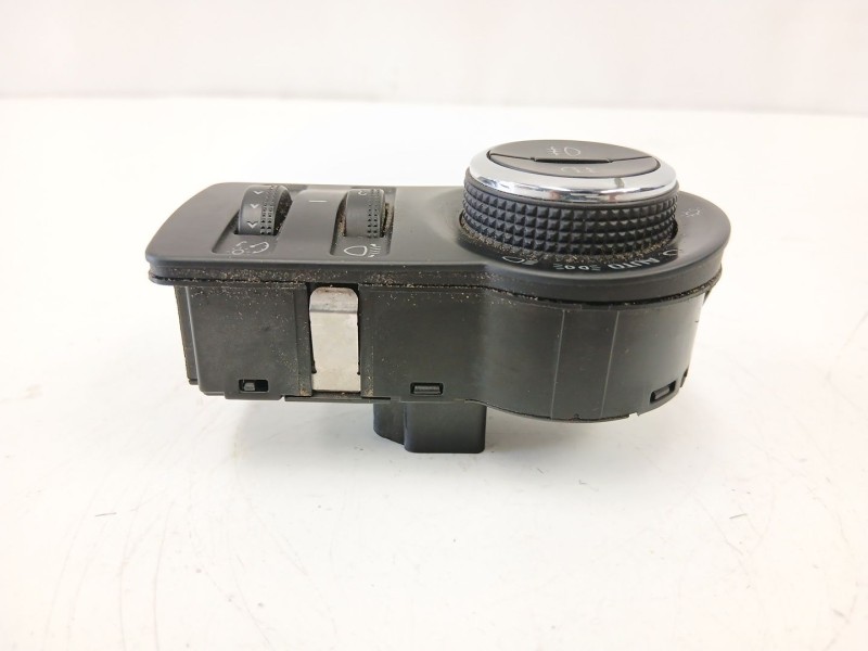 Recambio de mando luces para chevrolet orlando (j309) 2.0 d referencia OEM IAM 13301752  