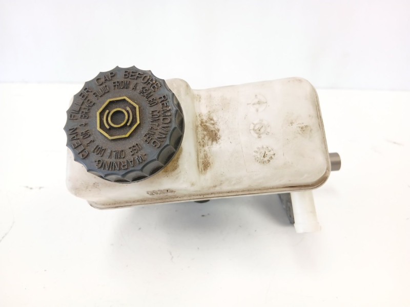 Recambio de bomba de freno para nissan navara np300 (d40) 2.5 dci 4wd referencia OEM IAM 46010EB326  