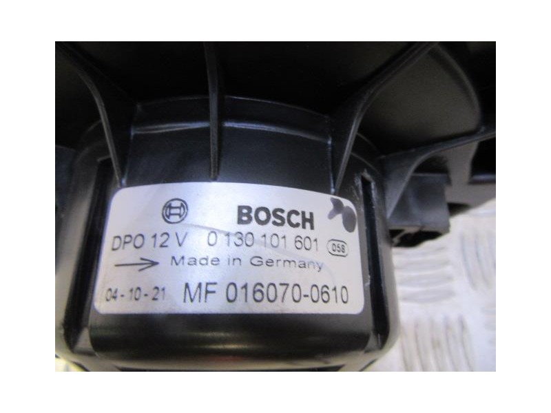 Recambio de motor calefaccion : toyota avensis : 2.0 g (146,84cv) [2005] para toyota avensis 2.0 g referencia OEM IAM 0130101601