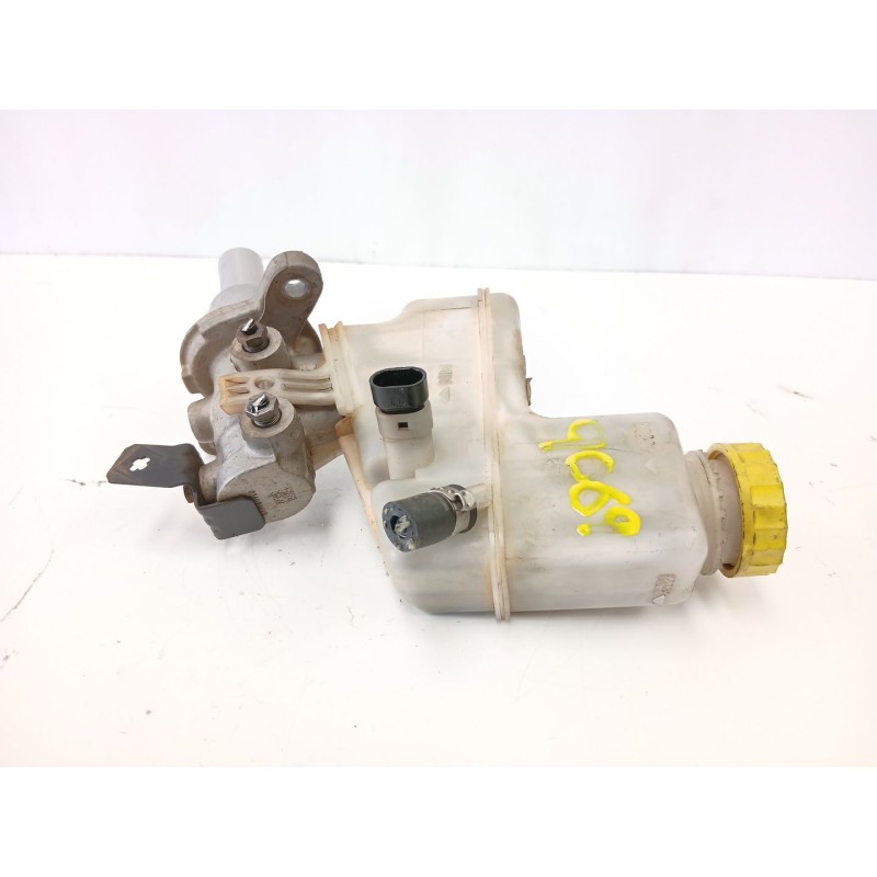 Recambio de bomba de freno para fiat bravo ii (198_) 2.0 d multijet (198axn1b) referencia OEM IAM 77364611  