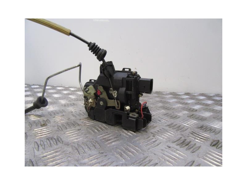 Recambio de cerradura pta. del. izq. : seat toledo : 1.9 tdi (110,13cv) [2000] para seat toledo 1.9 tdi referencia OEM IAM ENCHU