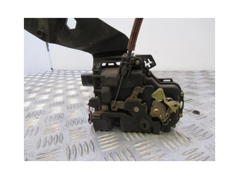 Recambio de cerradura pta. tras. dch. : seat toledo : 1.9 tdi (110,13cv) [2000] para seat toledo 1.9 tdi referencia OEM IAM ENCH