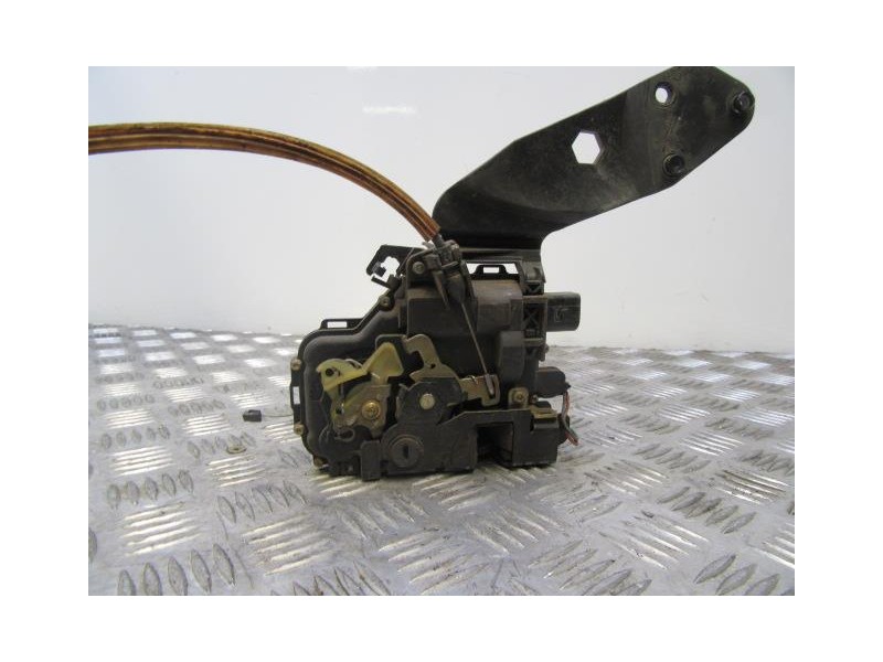 Recambio de cerradura pta. tras. izq. : seat toledo : 1.9 tdi (110,13cv) [2000] para seat toledo 1.9 tdi referencia OEM IAM ENCH