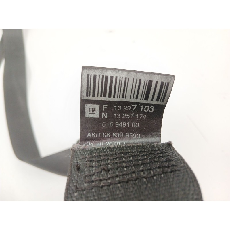 Recambio de cinturon seguridad delantero derecho para chevrolet orlando (j309) 2.0 d referencia OEM IAM 13297103  13251174