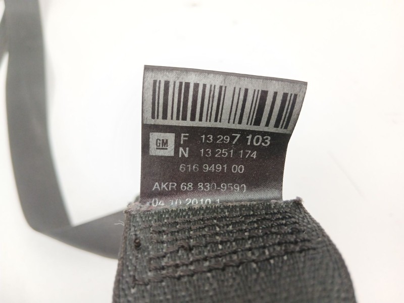 Recambio de cinturon seguridad delantero derecho para chevrolet orlando (j309) 2.0 d referencia OEM IAM 13297103  13251174