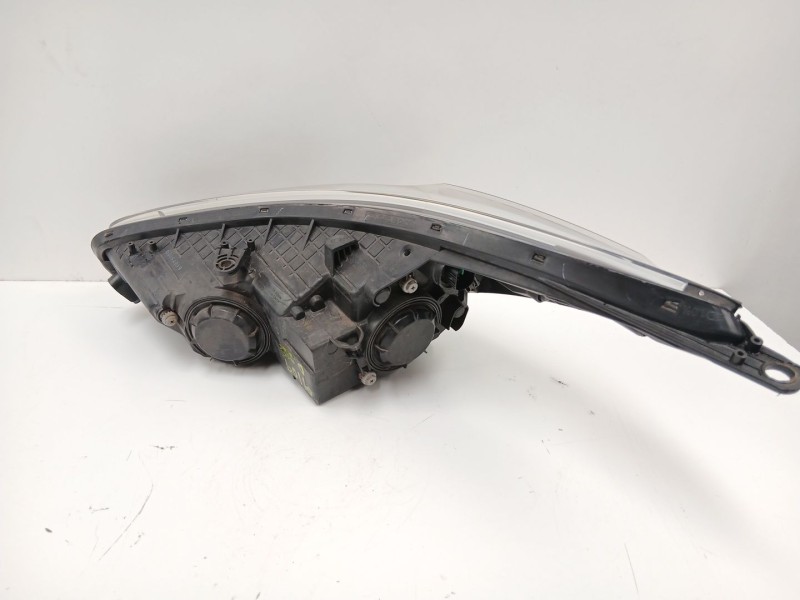 Recambio de faro derecho para kia cee´d (jd) 1.4 crdi 90 referencia OEM IAM 92102A2010  
