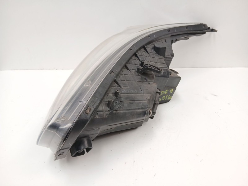 Recambio de faro derecho para kia cee´d (jd) 1.4 crdi 90 referencia OEM IAM 92102A2010  