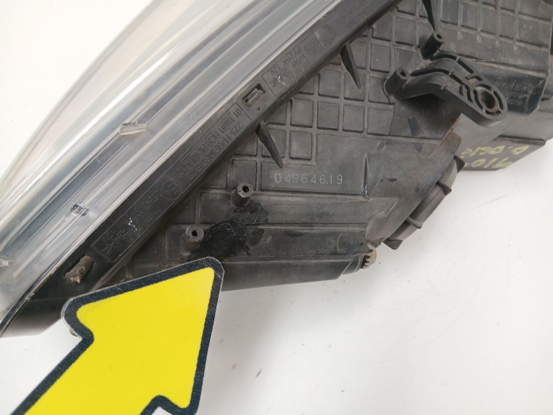 Recambio de faro derecho para kia cee´d (jd) 1.4 crdi 90 referencia OEM IAM 92102A2010  