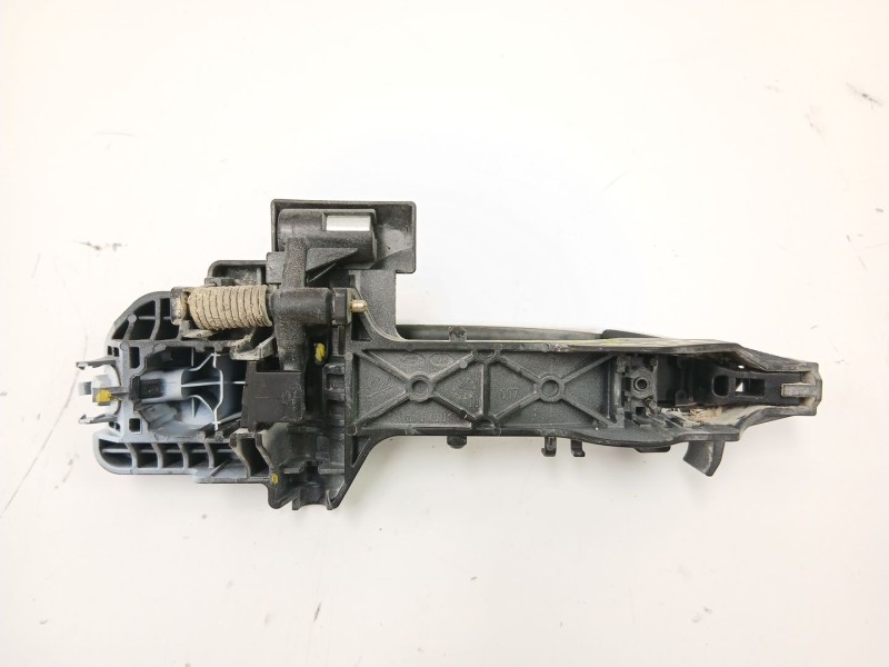 Recambio de manilla trasera derecha para kia cee´d (jd) 1.4 crdi 90 referencia OEM IAM 82665A2000  