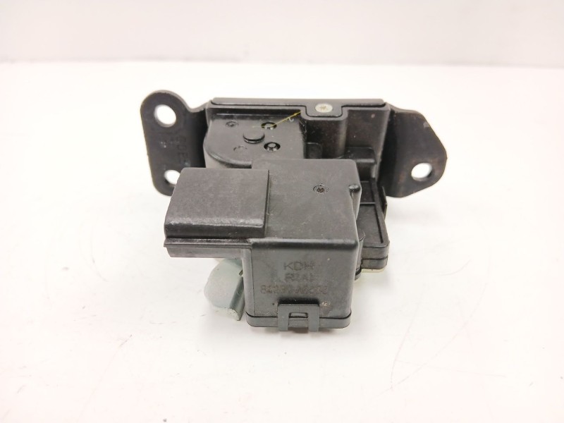 Recambio de cerradura maletero / porton para kia cee´d (jd) 1.4 crdi 90 referencia OEM IAM 81230A6000  