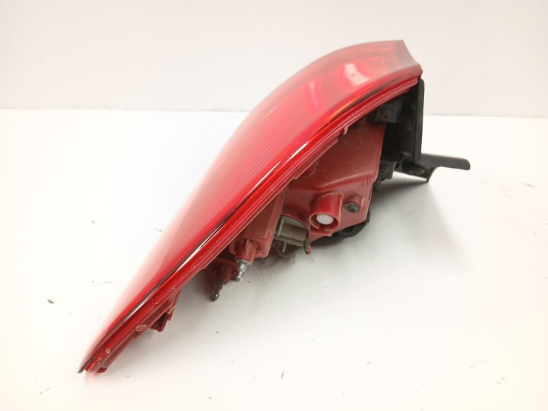 Recambio de piloto trasero derecho para kia cee´d (jd) 1.4 crdi 90 referencia OEM IAM 92402A20  92402A2000