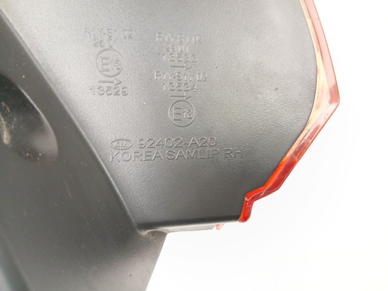 Recambio de piloto trasero derecho para kia cee´d (jd) 1.4 crdi 90 referencia OEM IAM 92402A20  92402A2000