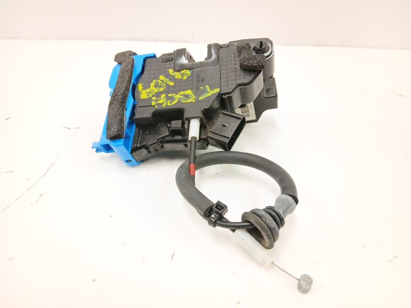 Recambio de cerradura puerta trasera derecha para kia cee´d (jd) 1.4 crdi 90 referencia OEM IAM 81420A2000  