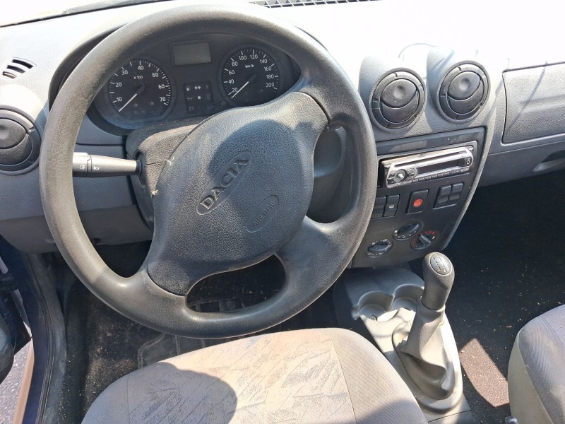 dacia logan (ls_) del año 2004