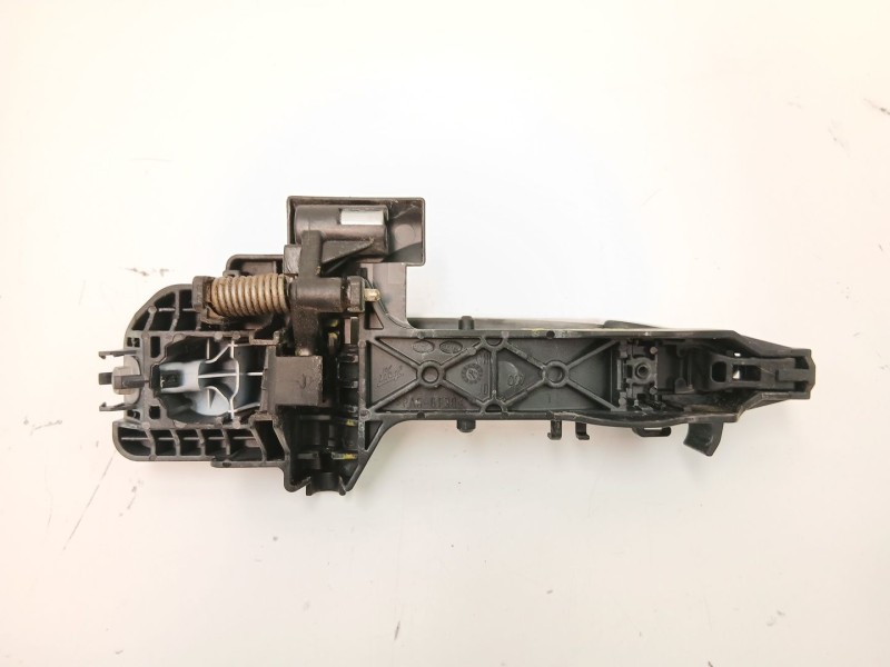 Recambio de manilla delantera derecha para kia cee´d (jd) 1.4 crdi 90 referencia OEM IAM 82665A2000  