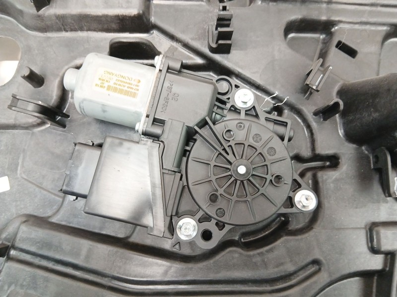 Recambio de elevalunas delantero derecho para kia cee´d (jd) 1.4 crdi 90 referencia OEM IAM 82480A2110  