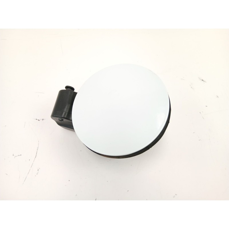 Recambio de tapa exterior combustible para kia cee´d (jd) 1.4 crdi 90 referencia OEM IAM 81595A2000  