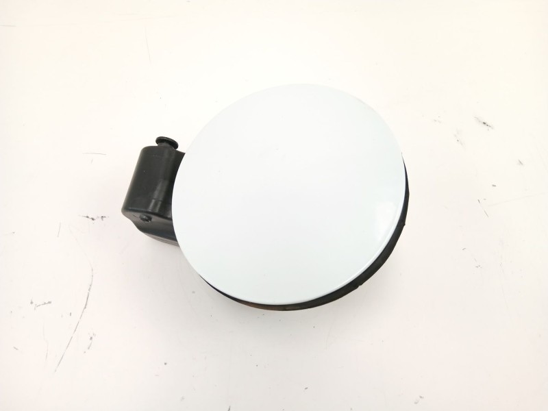 Recambio de tapa exterior combustible para kia cee´d (jd) 1.4 crdi 90 referencia OEM IAM 81595A2000  