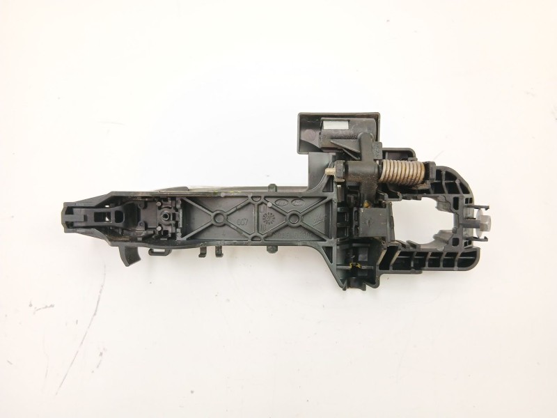 Recambio de manilla delantera izquierda para kia cee´d (jd) 1.4 crdi 90 referencia OEM IAM 82655A2000  