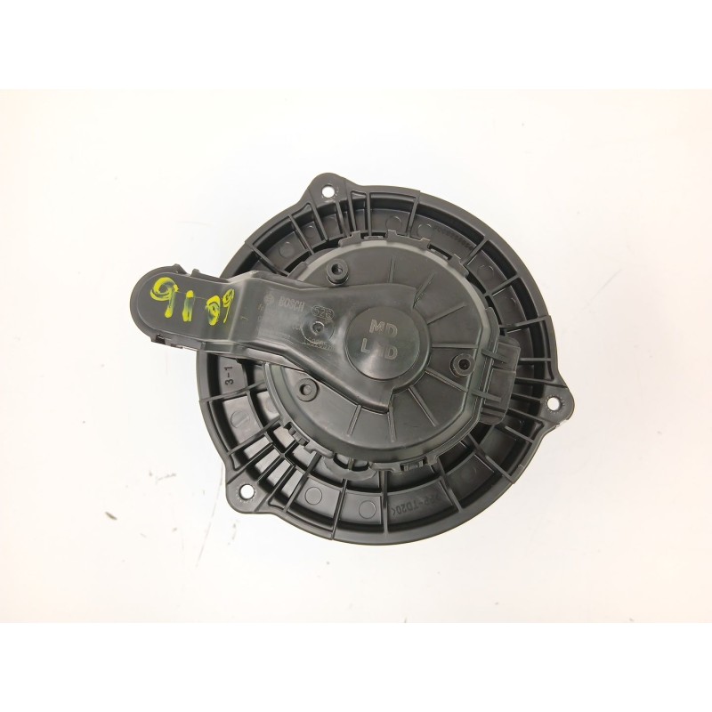 Recambio de motor calefaccion para kia cee´d (jd) 1.4 crdi 90 referencia OEM IAM 971133X000 F00S3B2474 