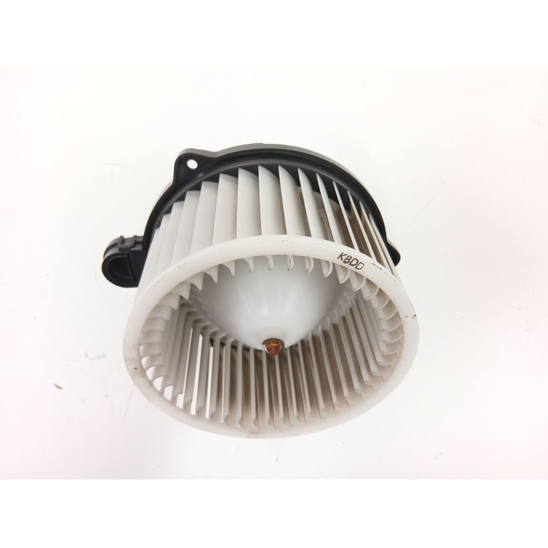 Recambio de motor calefaccion para kia cee´d (jd) 1.4 crdi 90 referencia OEM IAM 971133X000 F00S3B2474 