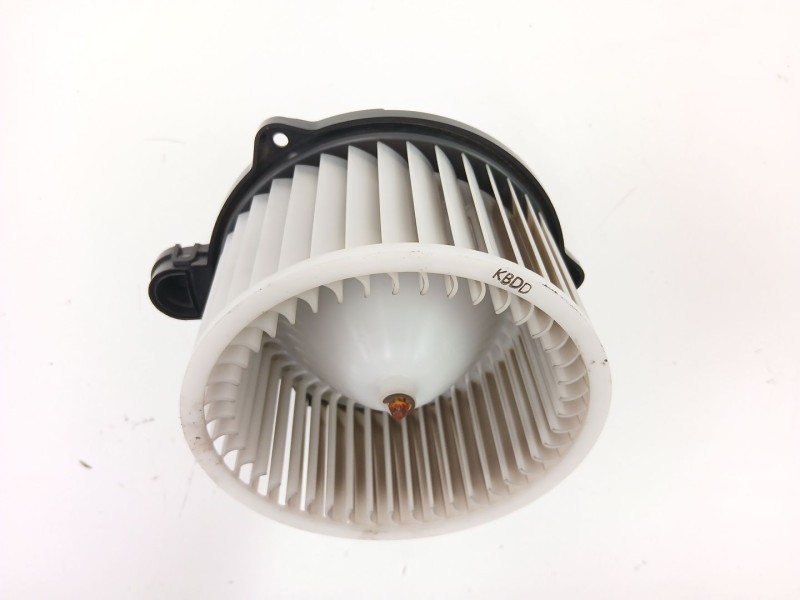Recambio de motor calefaccion para kia cee´d (jd) 1.4 crdi 90 referencia OEM IAM 971133X000 F00S3B2474 