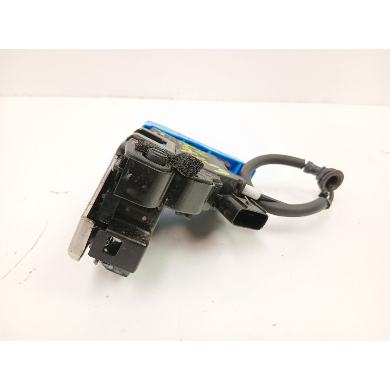 Recambio de cerradura puerta trasera izquierda para kia cee´d (jd) 1.4 crdi 90 referencia OEM IAM 81410A2000  
