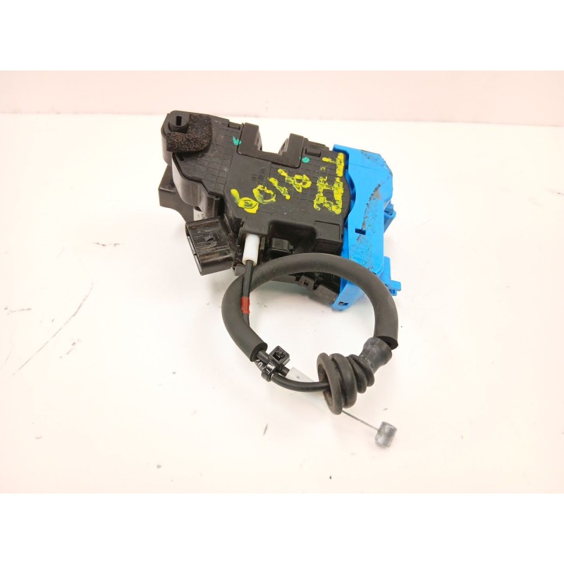 Recambio de cerradura puerta trasera izquierda para kia cee´d (jd) 1.4 crdi 90 referencia OEM IAM 81410A2000  
