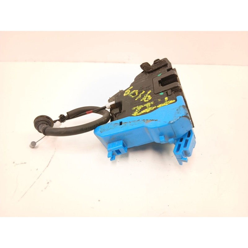 Recambio de cerradura puerta trasera izquierda para kia cee´d (jd) 1.4 crdi 90 referencia OEM IAM 81410A2000  