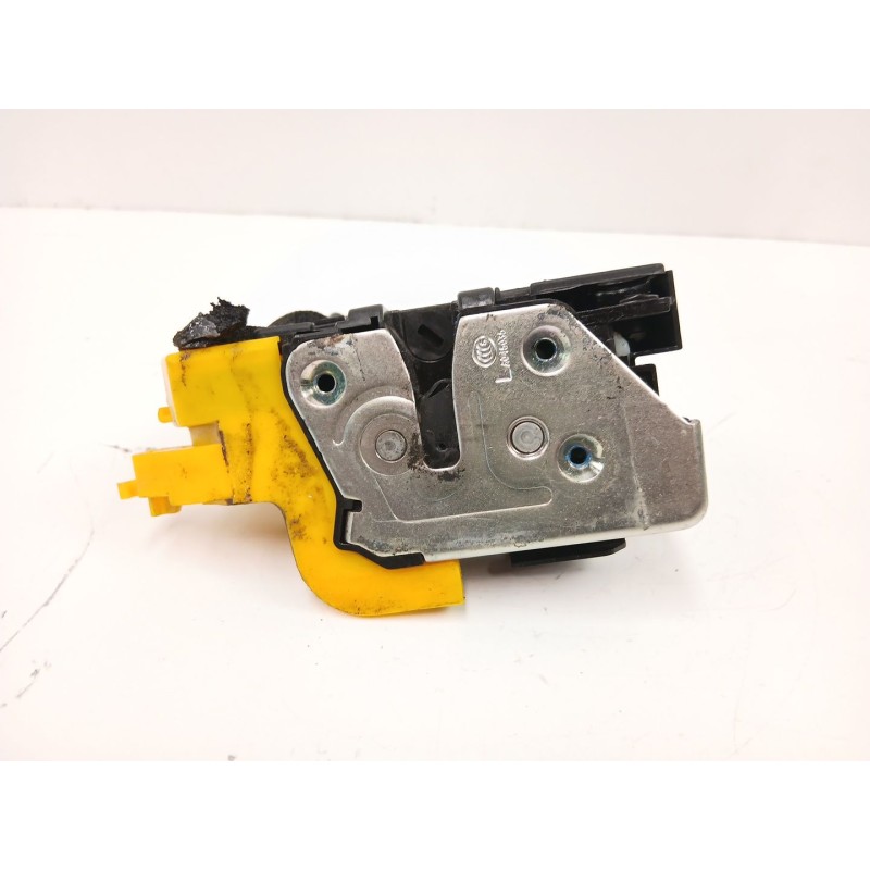 Recambio de cerradura puerta delantera izquierda para kia cee´d (jd) 1.4 crdi 90 referencia OEM IAM 81310A2000  