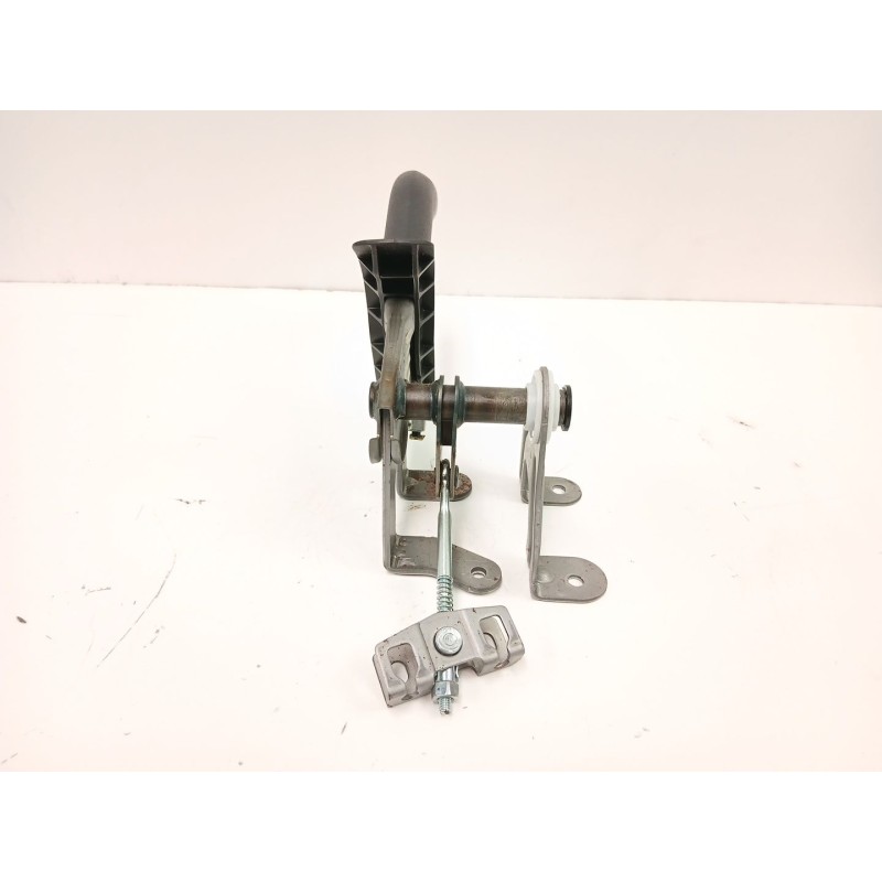 Recambio de palanca freno de mano para kia cee´d (jd) 1.4 crdi 90 referencia OEM IAM 59710A2000WK  