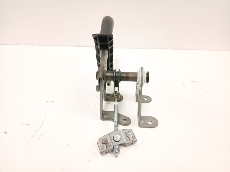 Recambio de palanca freno de mano para kia cee´d (jd) 1.4 crdi 90 referencia OEM IAM 59710A2000WK  