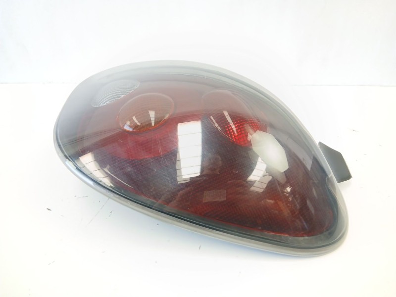Recambio de piloto trasero derecho para fiat bravo i (182_) 1.9 jtd referencia OEM IAM 46538352  