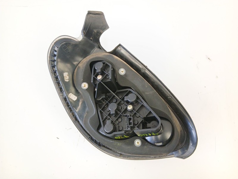 Recambio de piloto trasero derecho para fiat bravo i (182_) 1.9 jtd referencia OEM IAM 46538352  