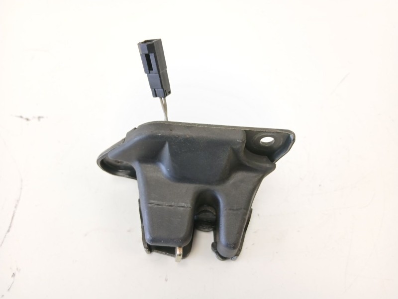 Recambio de cerradura maletero / porton para fiat bravo i (182_) 1.9 jtd referencia OEM IAM 46536374  