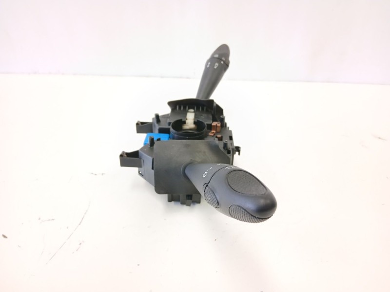 Recambio de mando luces y limpias para fiat bravo i (182_) 1.9 jtd referencia OEM IAM 735251559  