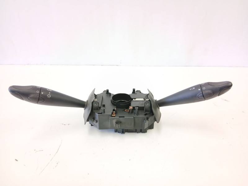 Recambio de mando luces y limpias para fiat bravo i (182_) 1.9 jtd referencia OEM IAM 735251559  
