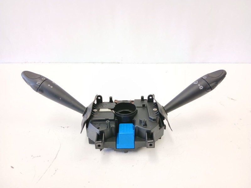 Recambio de mando luces y limpias para fiat bravo i (182_) 1.9 jtd referencia OEM IAM 735251559  