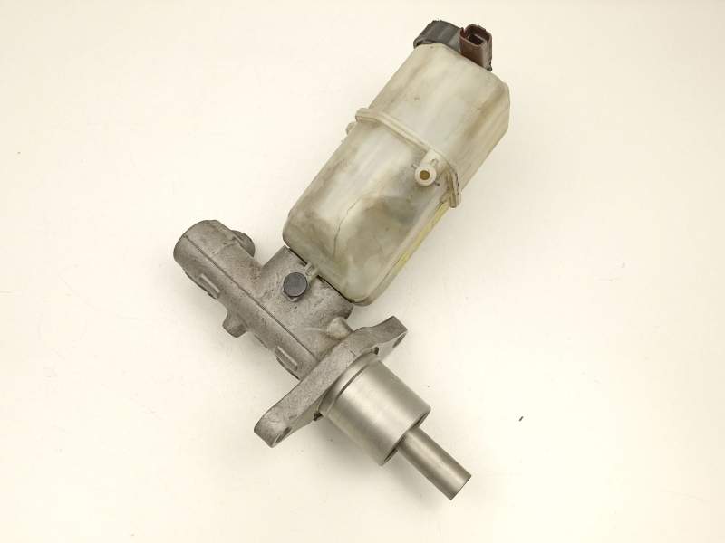 Recambio de bomba de freno para peugeot 508 i (8d_) 2.0 hdi referencia OEM IAM 4601Y7  