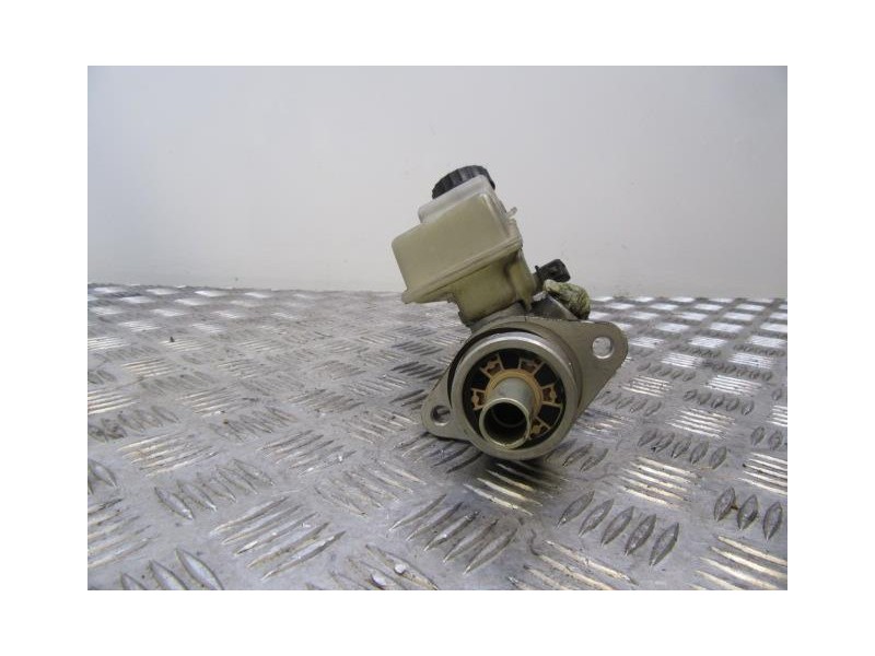 Recambio de bomba de freno : toyota avensis : 2.0 g (146,84cv) [2005] para toyota avensis 2.0 g referencia OEM IAM   