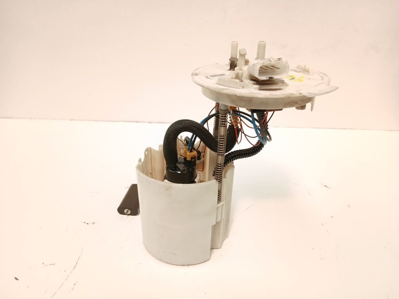 Recambio de bomba combustible aforador para chevrolet orlando (j309) 2.0 d referencia OEM IAM 13504148  