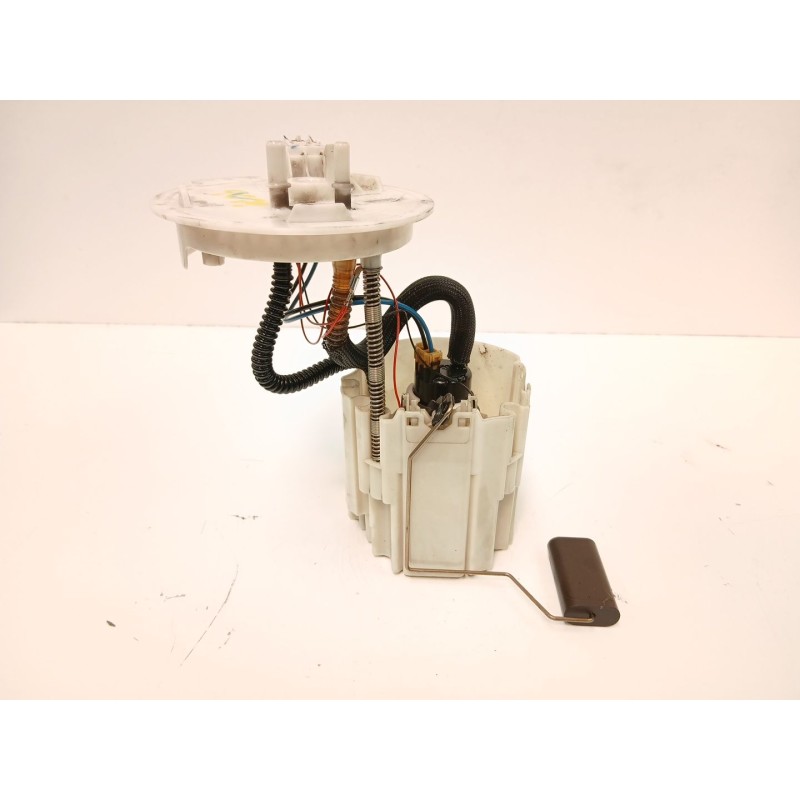 Recambio de bomba combustible aforador para chevrolet orlando (j309) 2.0 d referencia OEM IAM 13504148  
