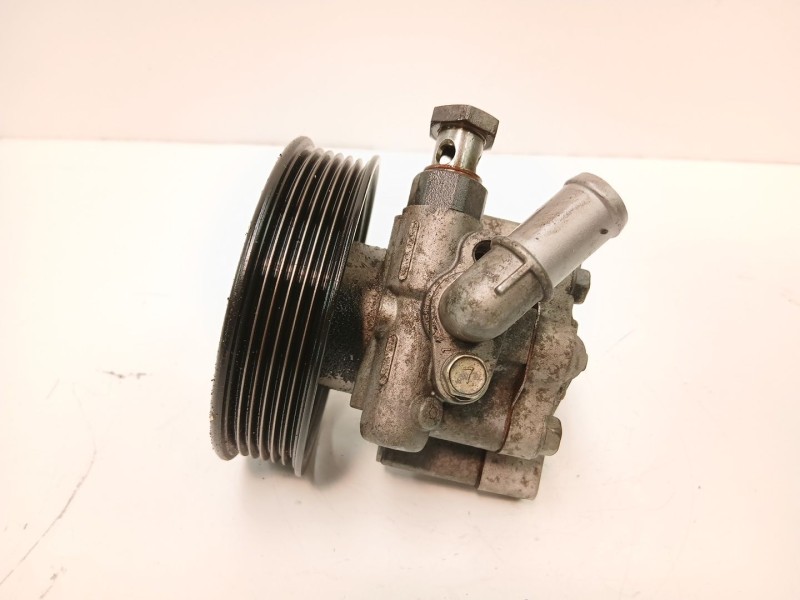 Recambio de bomba direccion para chevrolet orlando (j309) 2.0 d referencia OEM IAM 96985600  