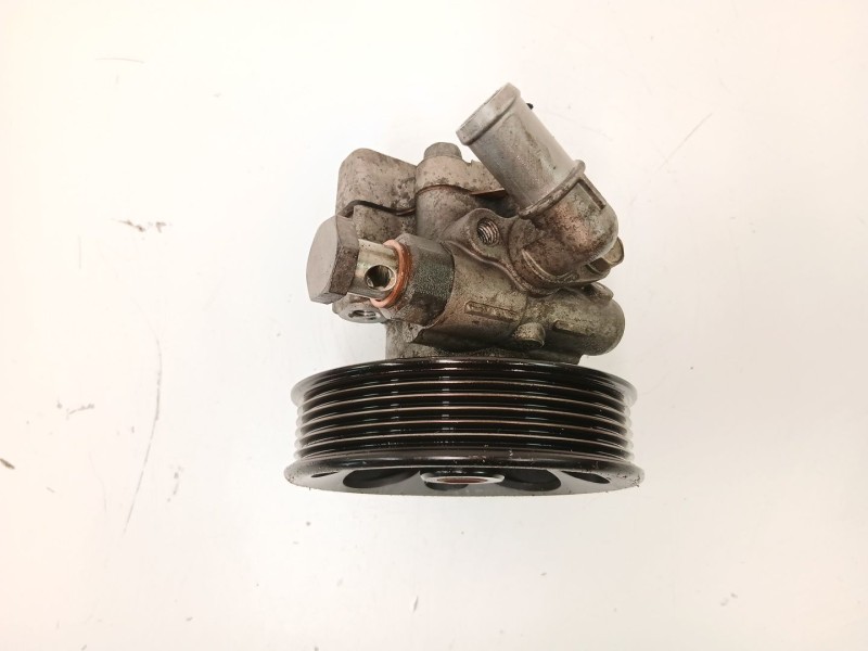 Recambio de bomba direccion para chevrolet orlando (j309) 2.0 d referencia OEM IAM 96985600  