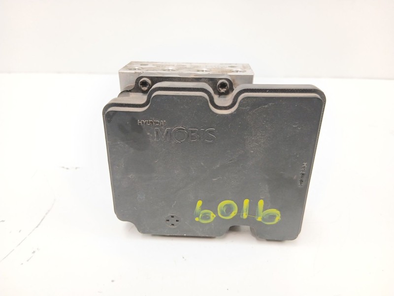 Recambio de abs para kia cee´d (jd) 1.4 crdi 90 referencia OEM IAM 58920A2210  