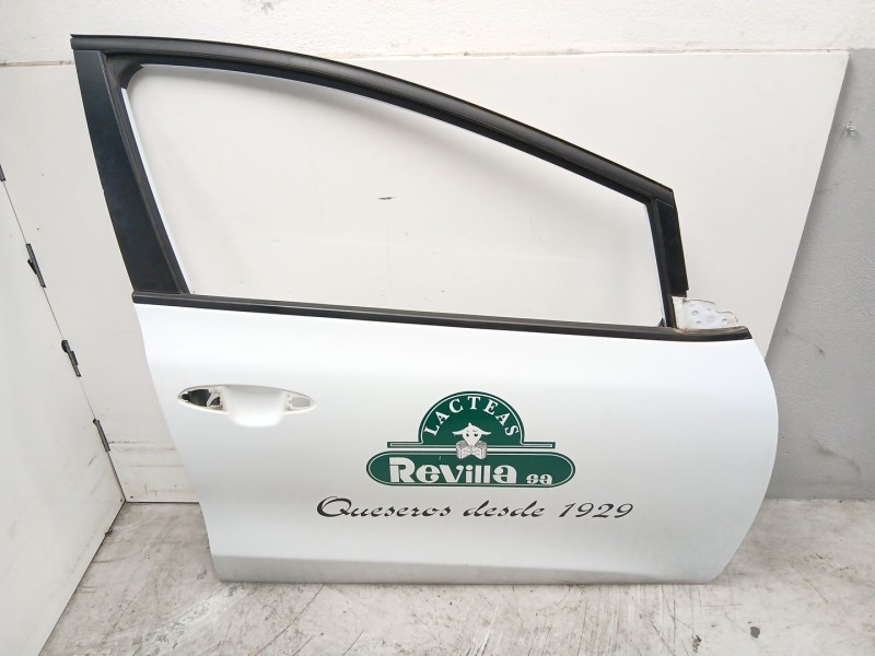 Recambio de puerta delantera derecha para kia cee´d (jd) 1.4 crdi 90 referencia OEM IAM 76004A2000  