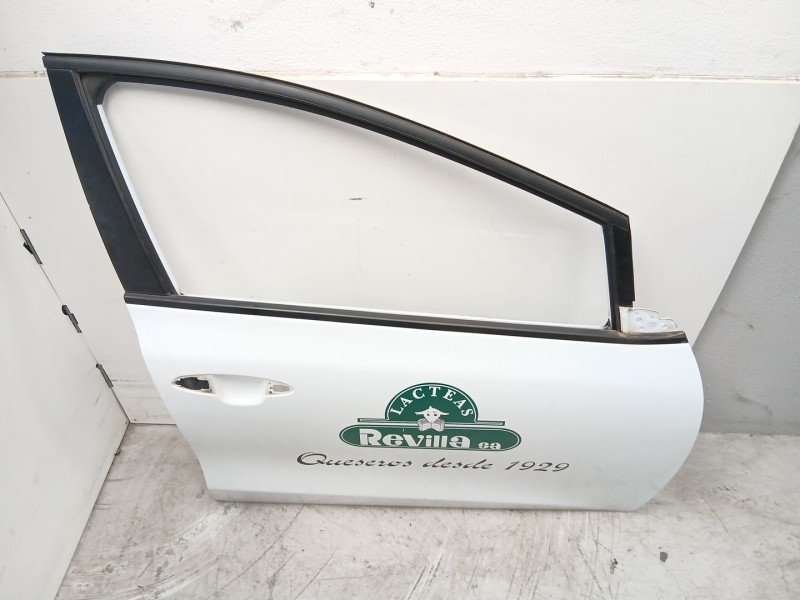 Recambio de puerta delantera derecha para kia cee´d (jd) 1.4 crdi 90 referencia OEM IAM 76004A2000  